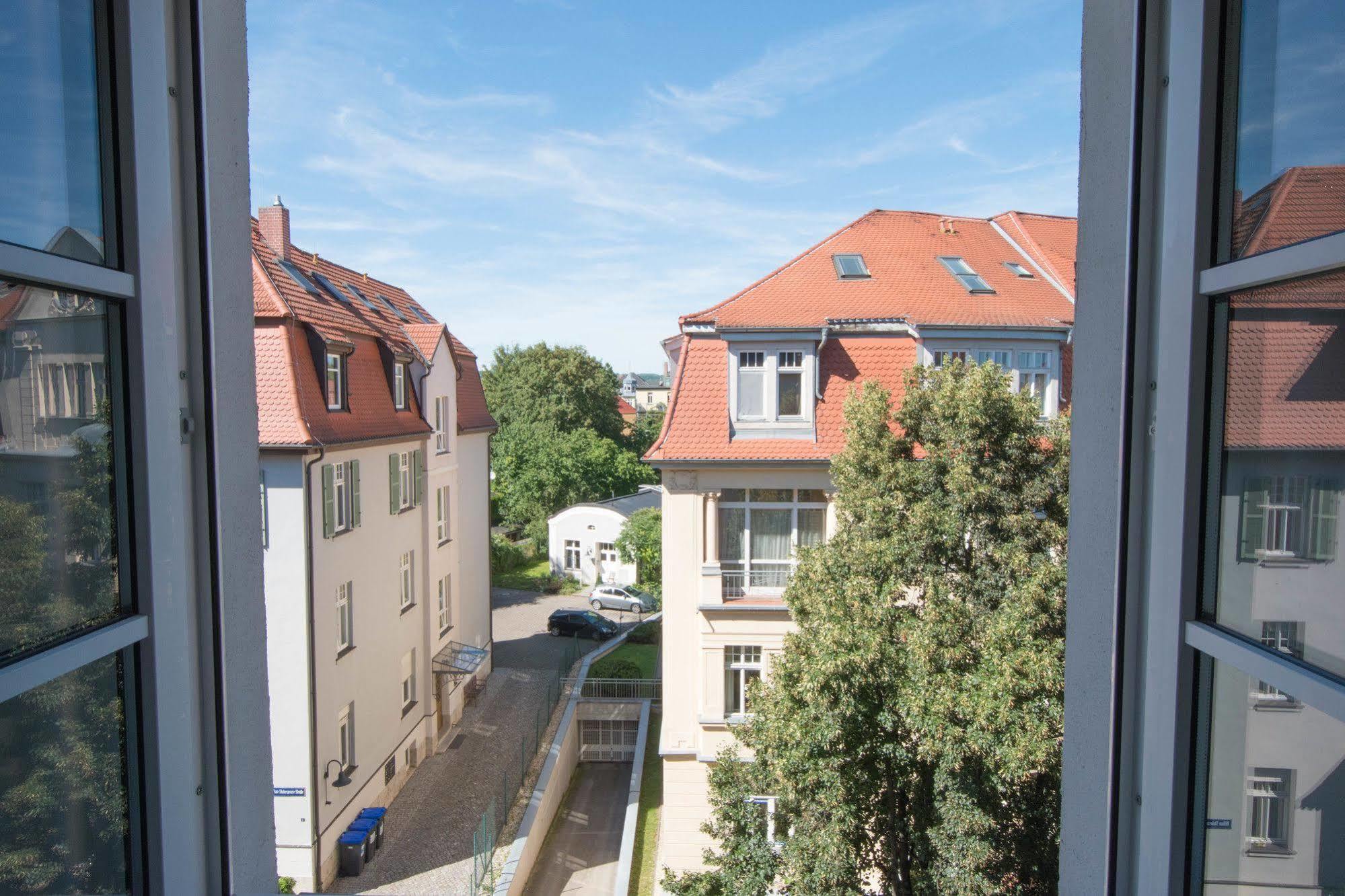 Modern design im klassischem Altbau Weimar  Exterior foto